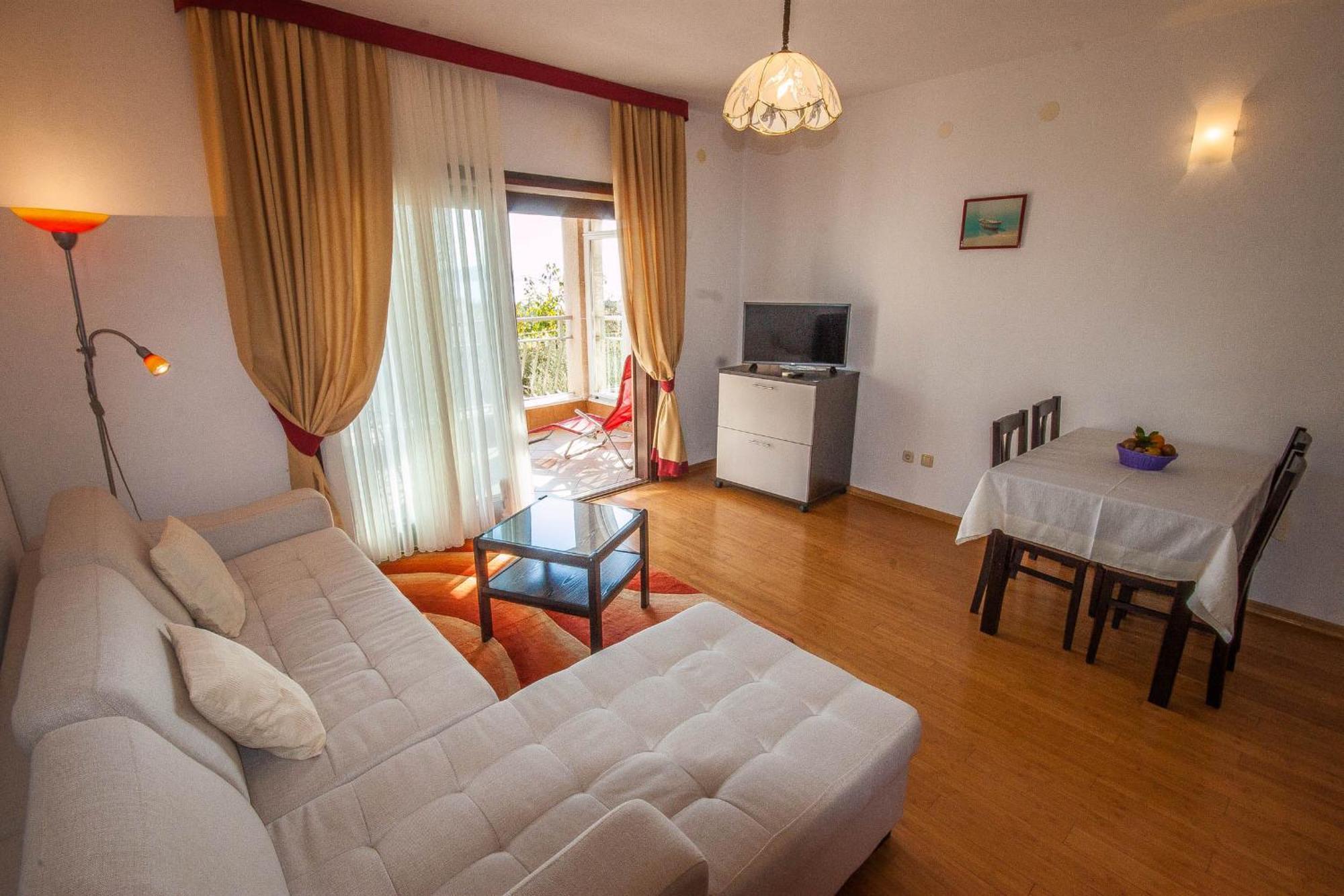 Apartments Rosanda Pakoštane 外观 照片